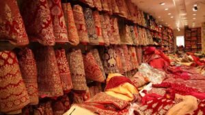 delhi-kotla-market-is-best-for-wedding-shopping